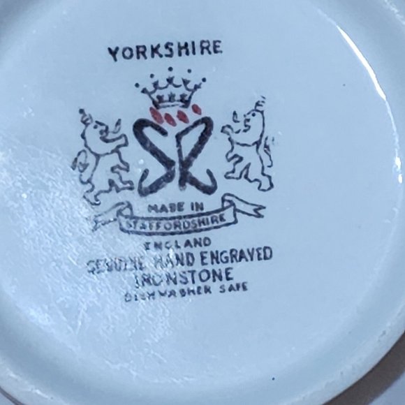 Staffordshire Yorkshire Multicolor Ironstone Creamer English farm 10oz - Picture 9 of 13